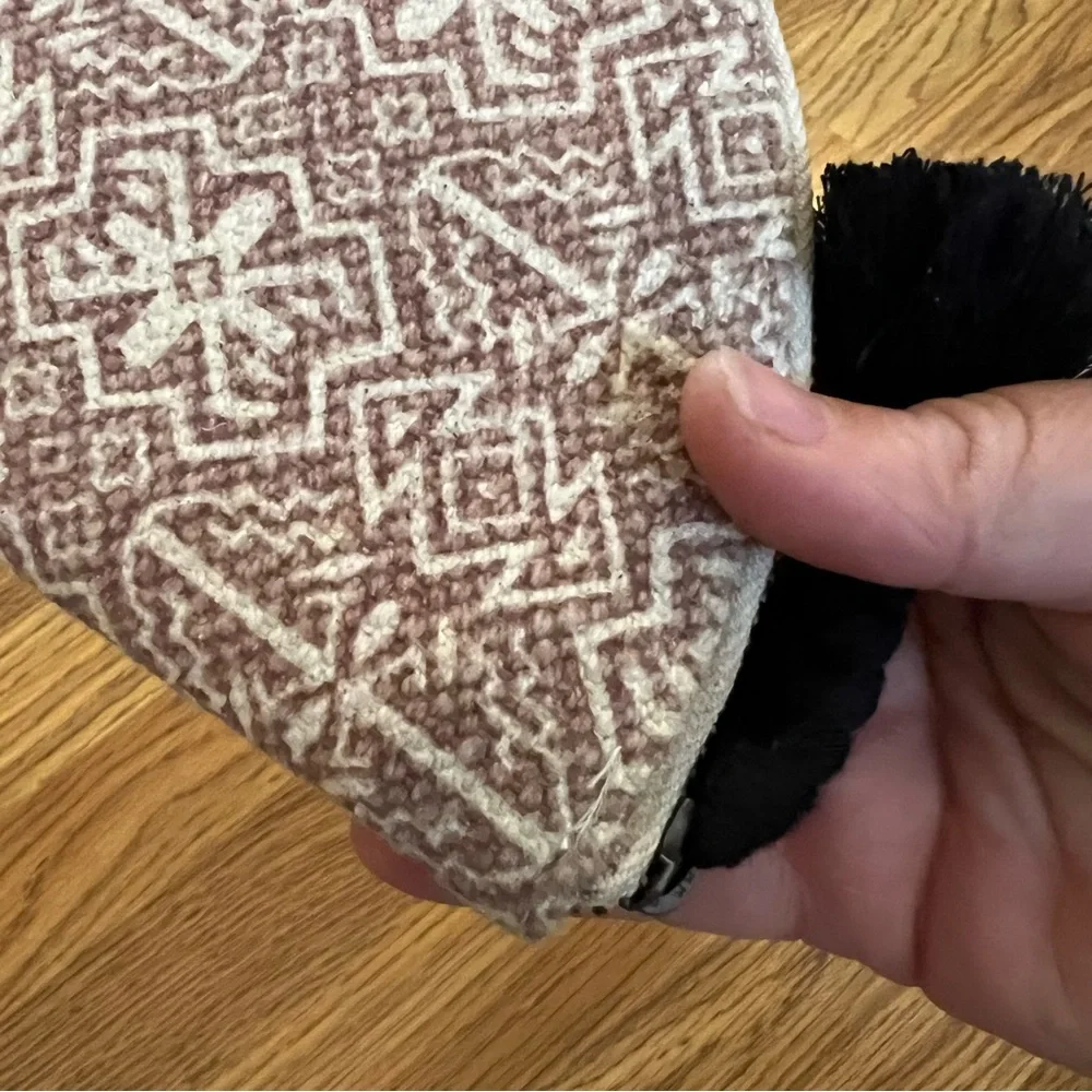 Boho Aztec Print Patterned Tassel Zip Clutch
